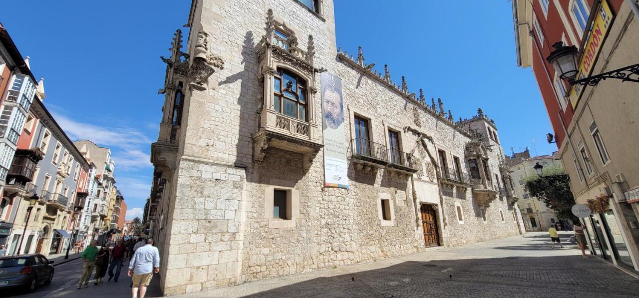 Mia Suites I Centro Historico - Parking & Wifi Free Burgos Exterior photo