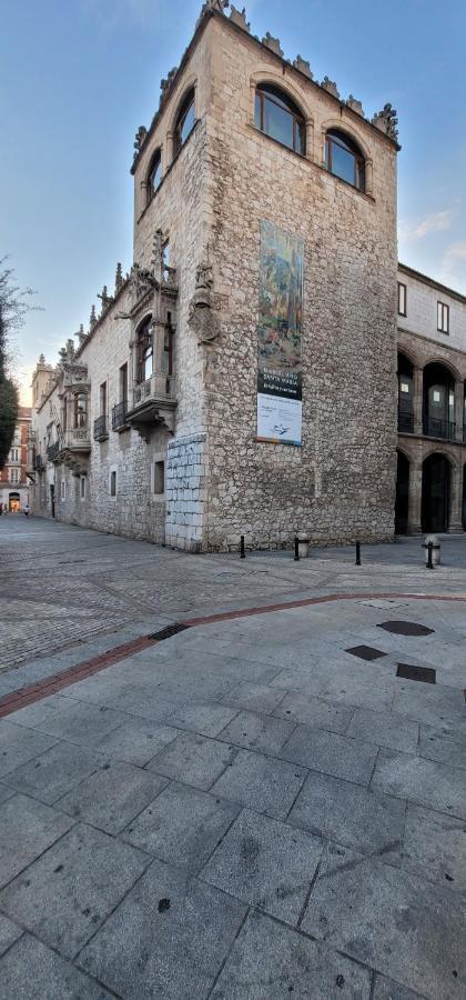Mia Suites I Centro Historico - Parking & Wifi Free Burgos Exterior photo